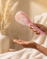 EaseDaily Self Cleaning Hairbrush, bristle detail